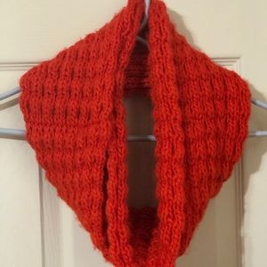 Burnt orange infinity scarf.